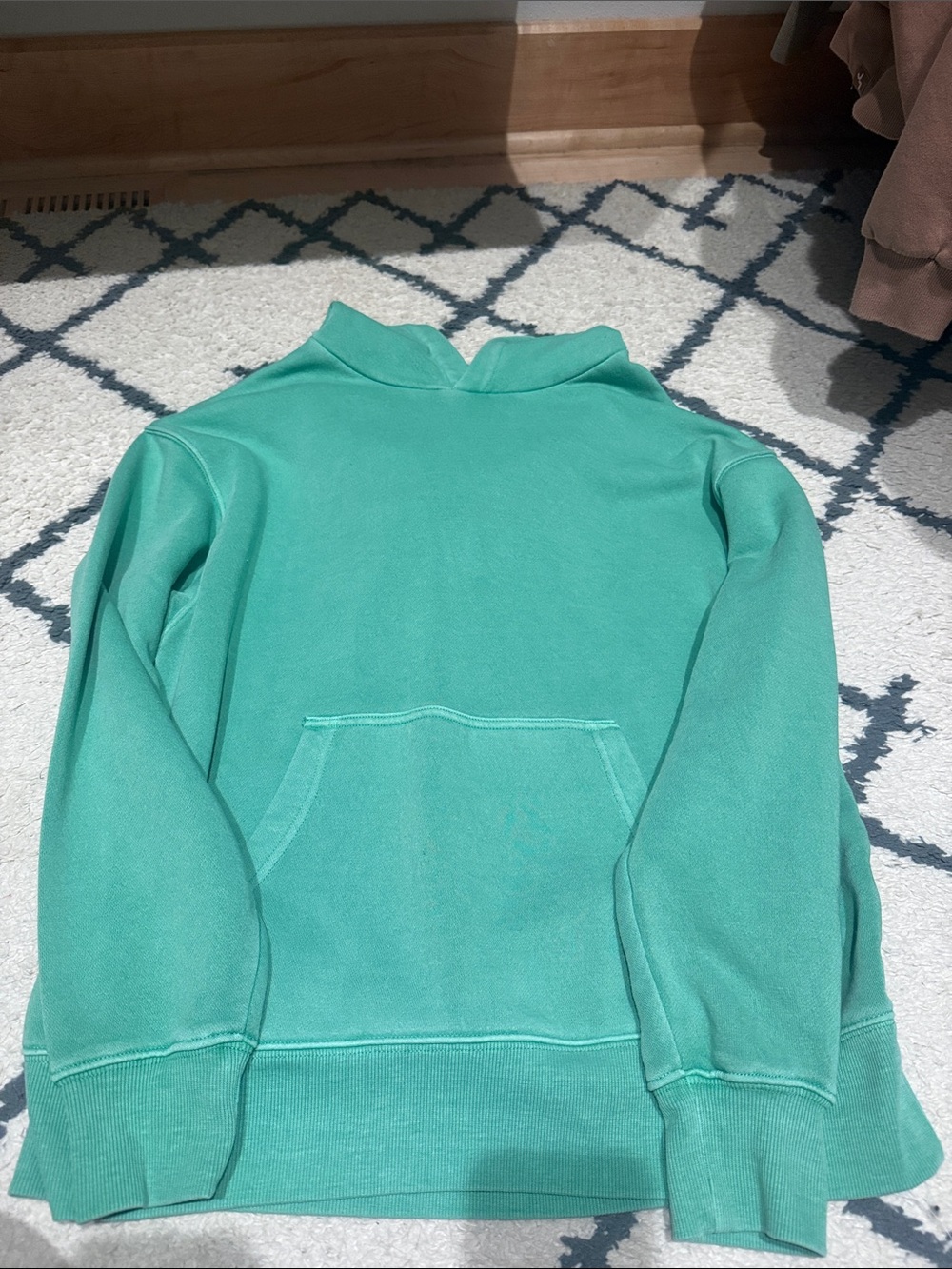 Kohl's Women's Mint Green Pullover Sweater